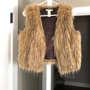 fur vest